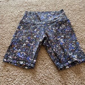Lululemon Floral High-Rise Bike Shorts - Purple Multi
